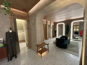 Aritzia Michigan Ave