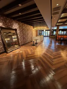 Carmine's Rush Street